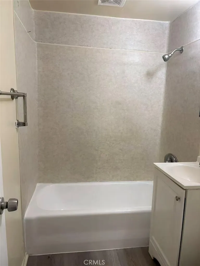 327 S Kroeger Street #A Anaheim, CA 92805