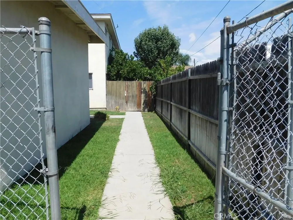 327 S Kroeger Street #A Anaheim, CA 92805