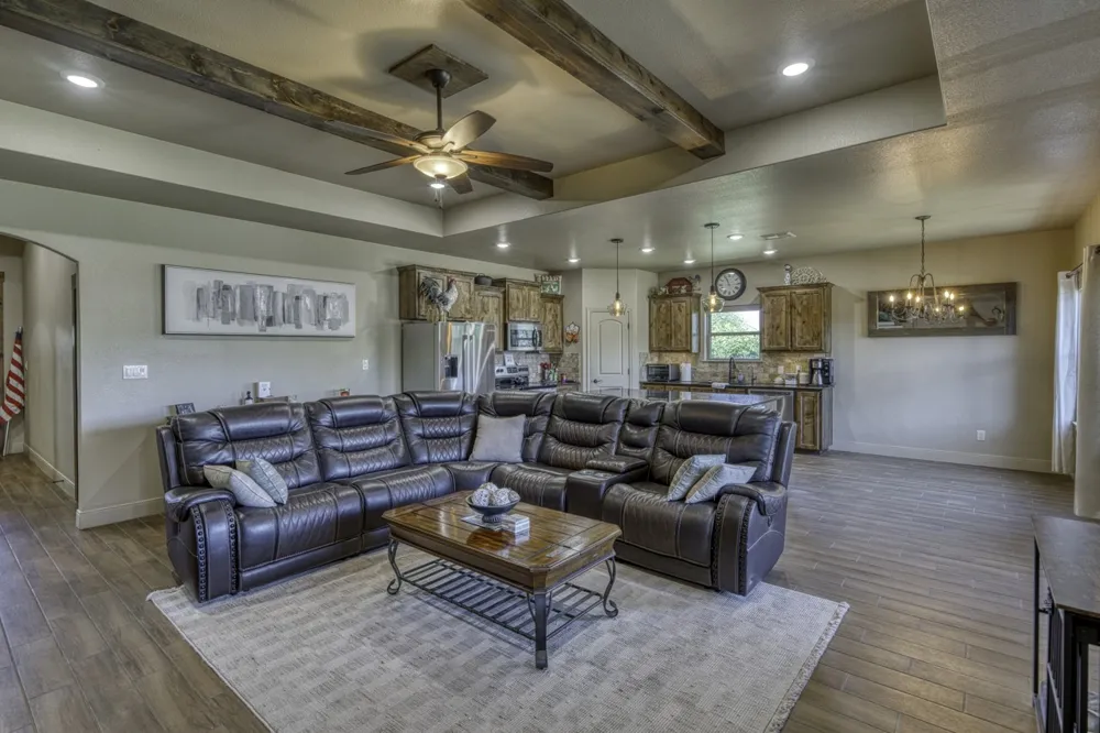 412 Jake Drive Jarrell, TX 76537
