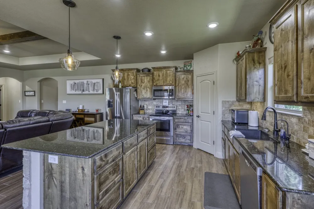 412 Jake Drive Jarrell, TX 76537
