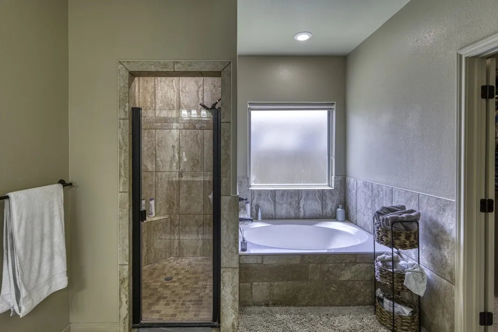 412 Jake Drive Jarrell, TX 76537