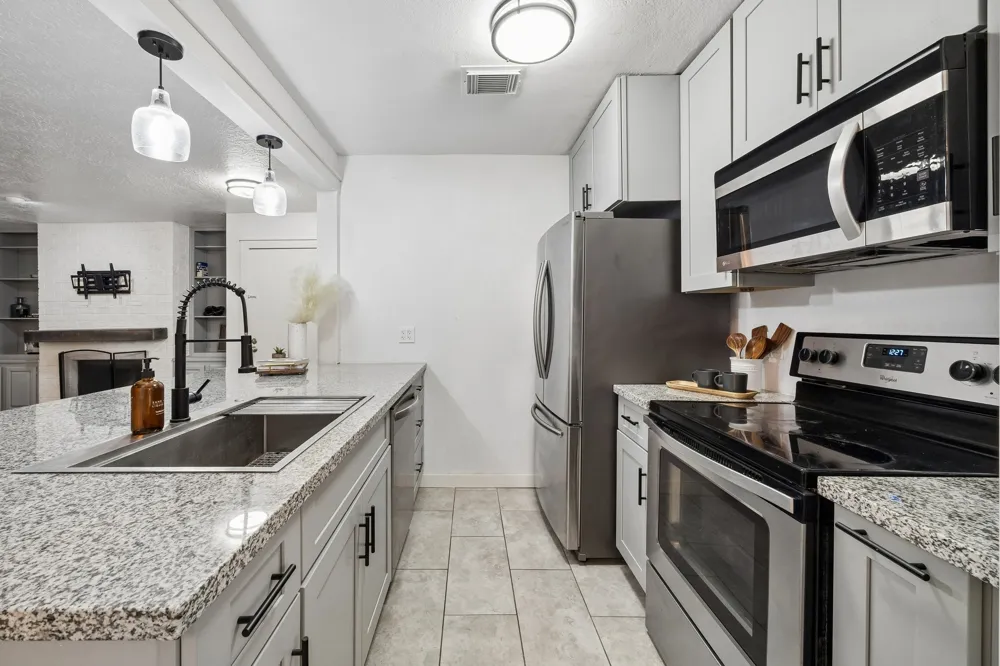 10826 Lynbrook Drive Houston, TX 77042