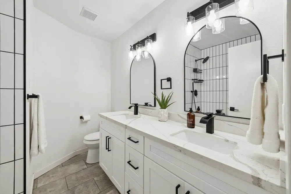 10826 Lynbrook Drive Houston, TX 77042