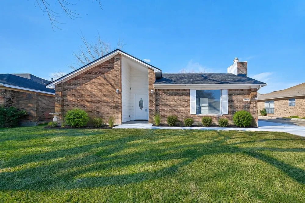 10826 Lynbrook Drive Houston, TX 77042