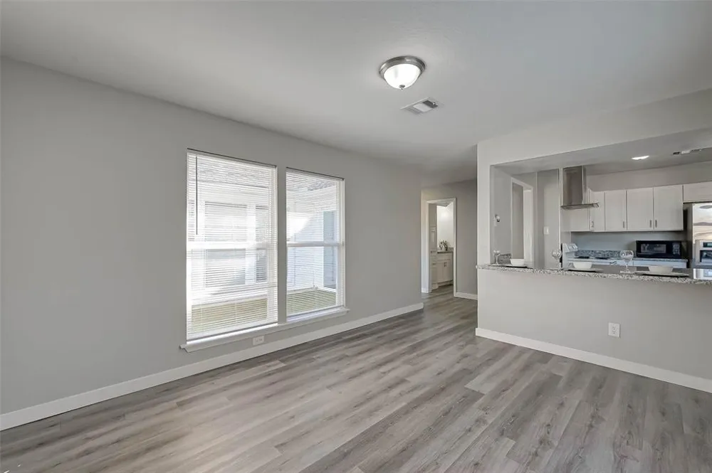 10826 Lynbrook Drive Houston, TX 77042