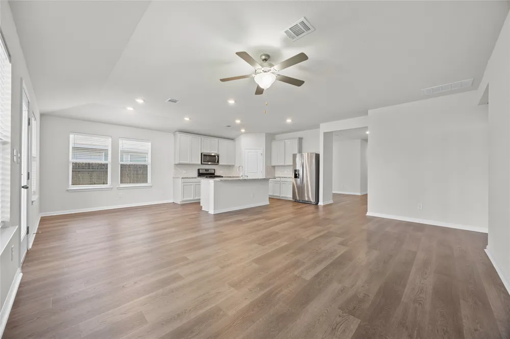413 Windy Reed Road Hutto, TX 78634