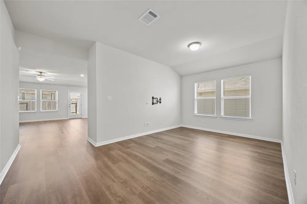 413 Windy Reed Road Hutto, TX 78634