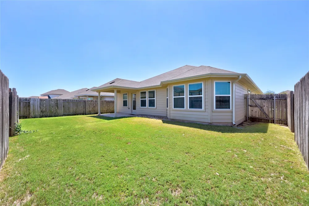 413 Windy Reed Road Hutto, TX 78634