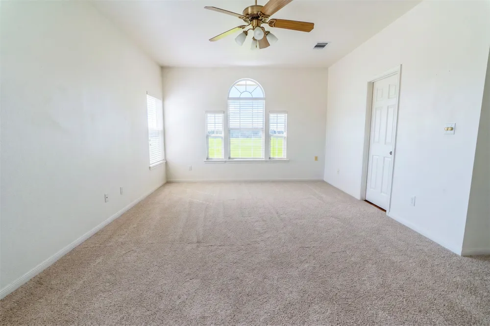 Address Not Shown Lexington, TX 78947