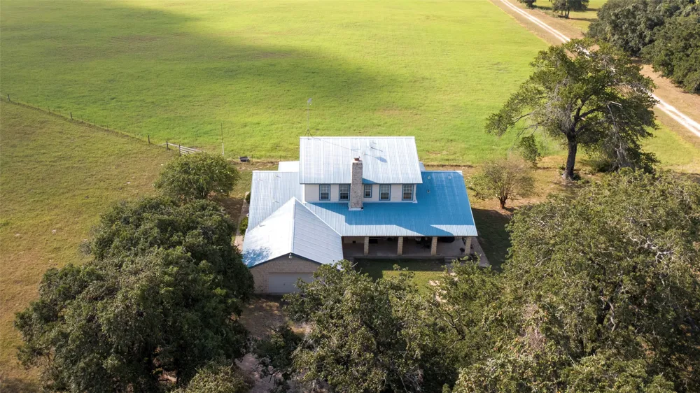 Address Not Shown Lexington, TX 78947