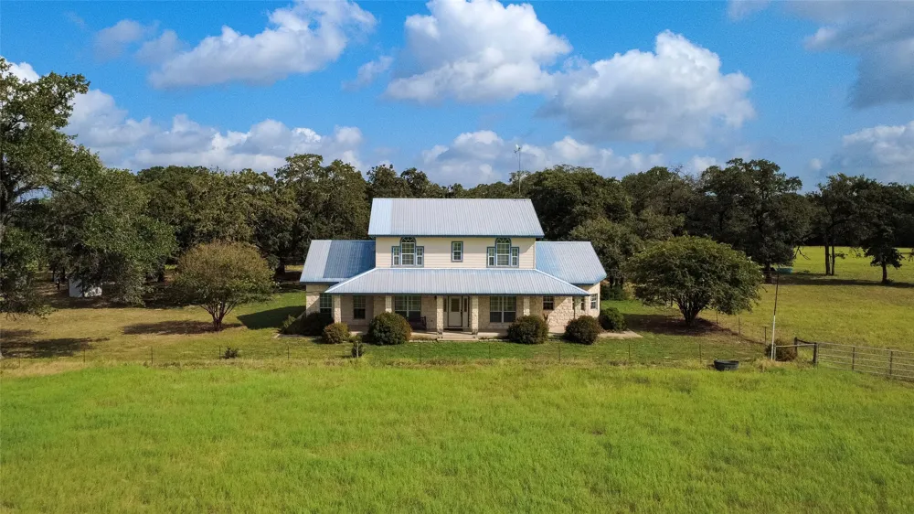 Address Not Shown Lexington, TX 78947