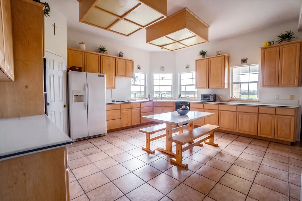 Address Not Shown Lexington, TX 78947