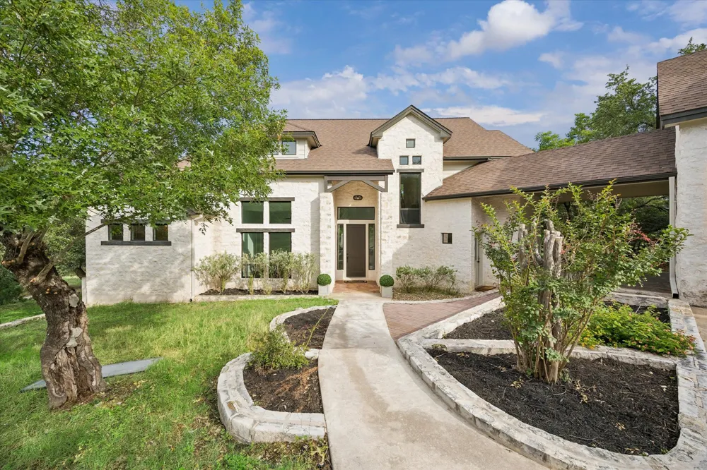 Address Not Shown Spicewood, TX 78669