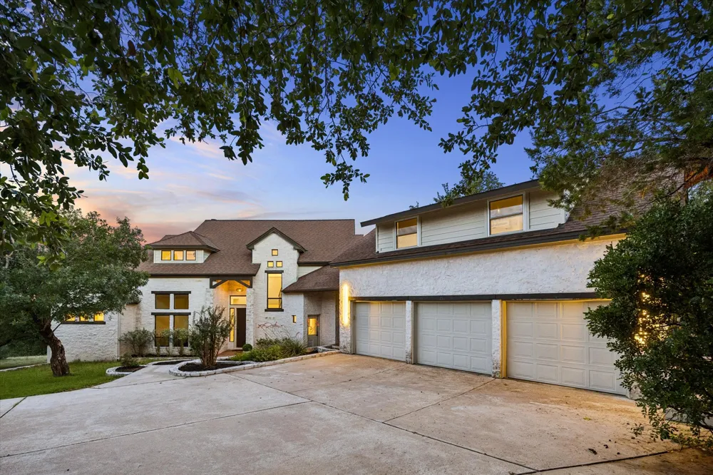 Address Not Shown Spicewood, TX 78669