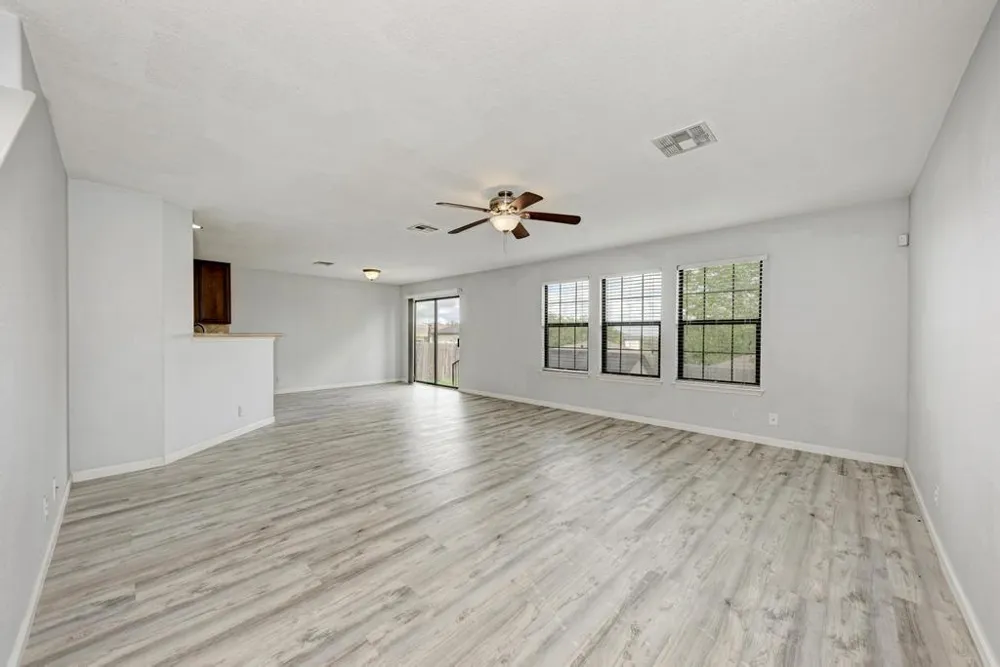 530 Sheep Trail Drive Kyle, TX 78640