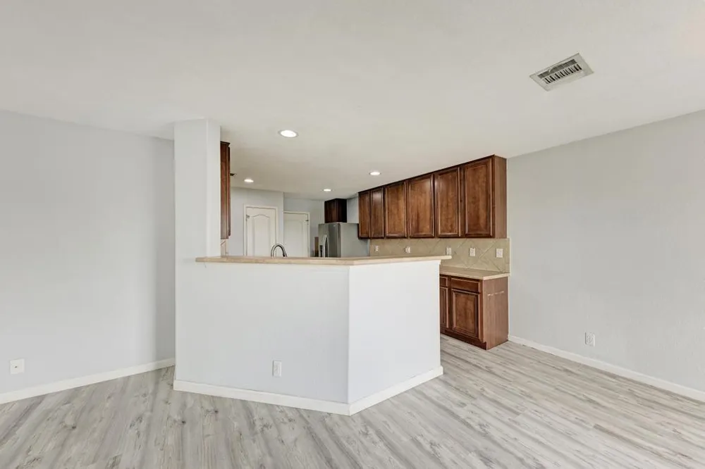 530 Sheep Trail Drive Kyle, TX 78640