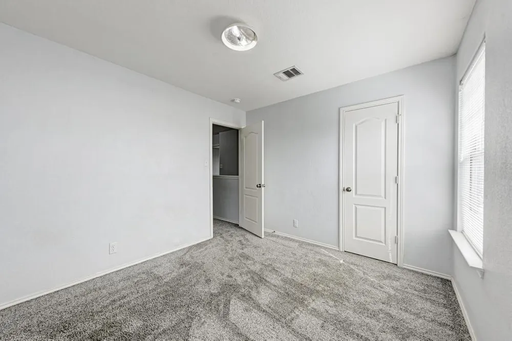 530 Sheep Trail Drive Kyle, TX 78640