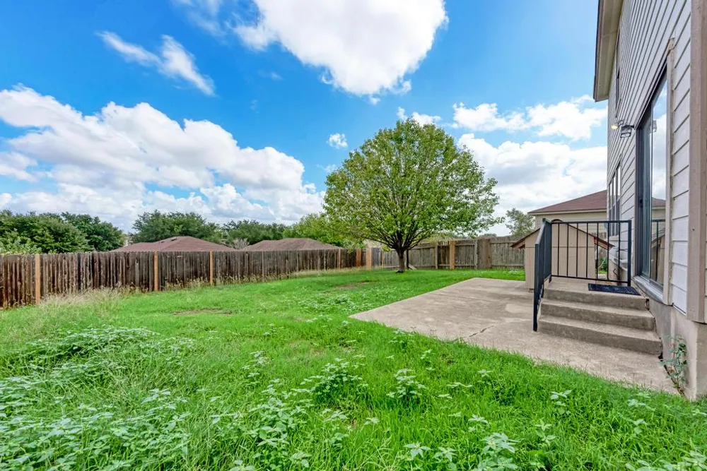 530 Sheep Trail Drive Kyle, TX 78640