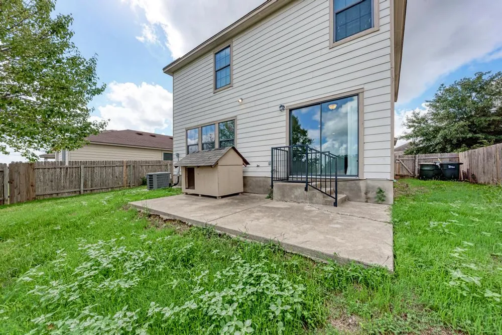 530 Sheep Trail Drive Kyle, TX 78640