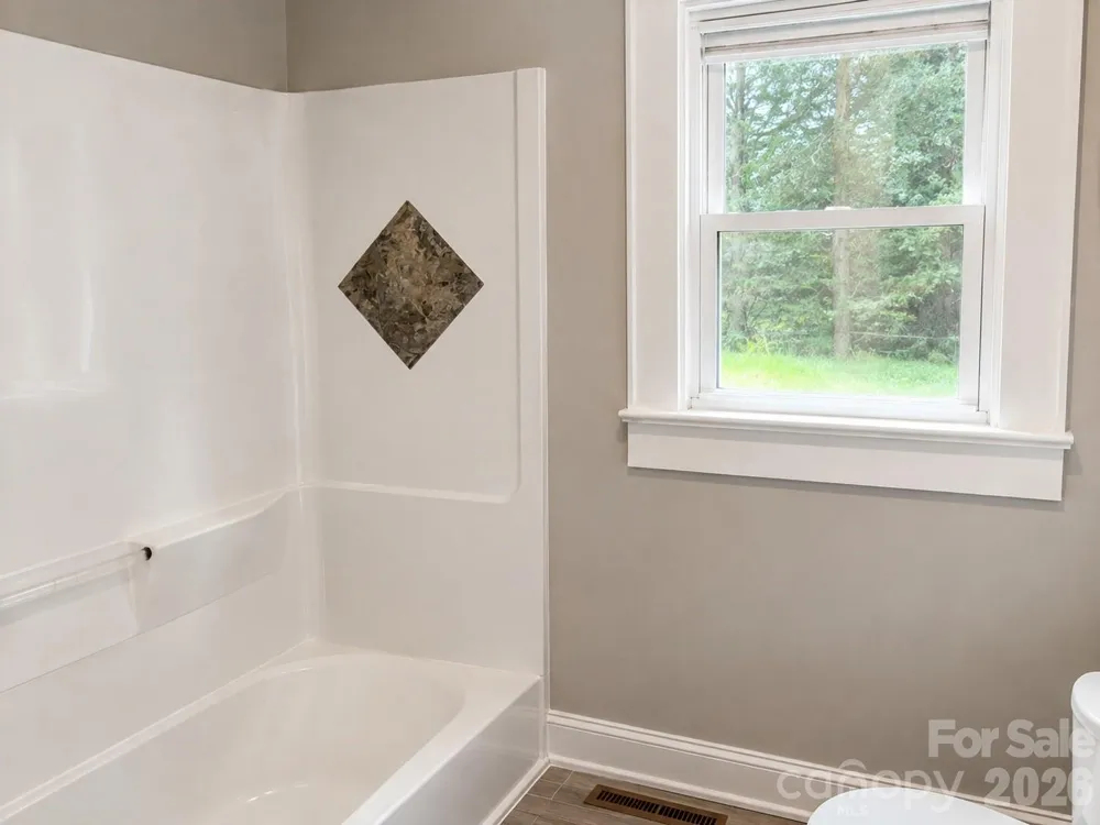 802 3rd Street SE Conover, NC 28613