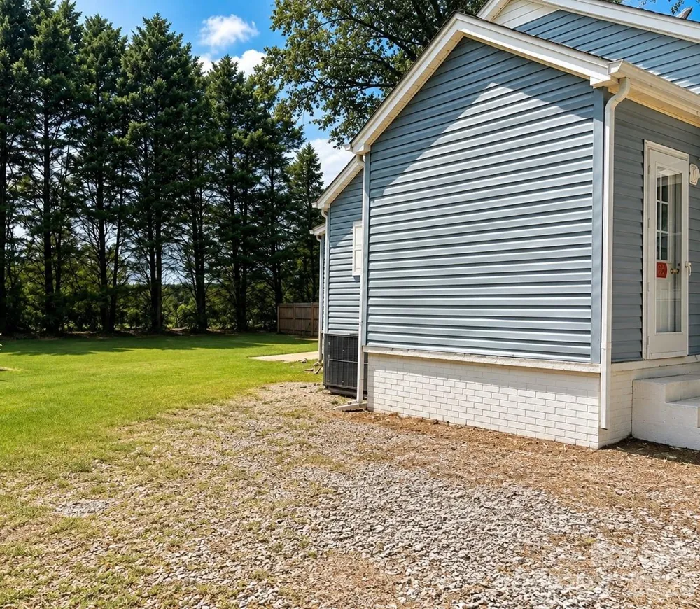 802 3rd Street SE Conover, NC 28613