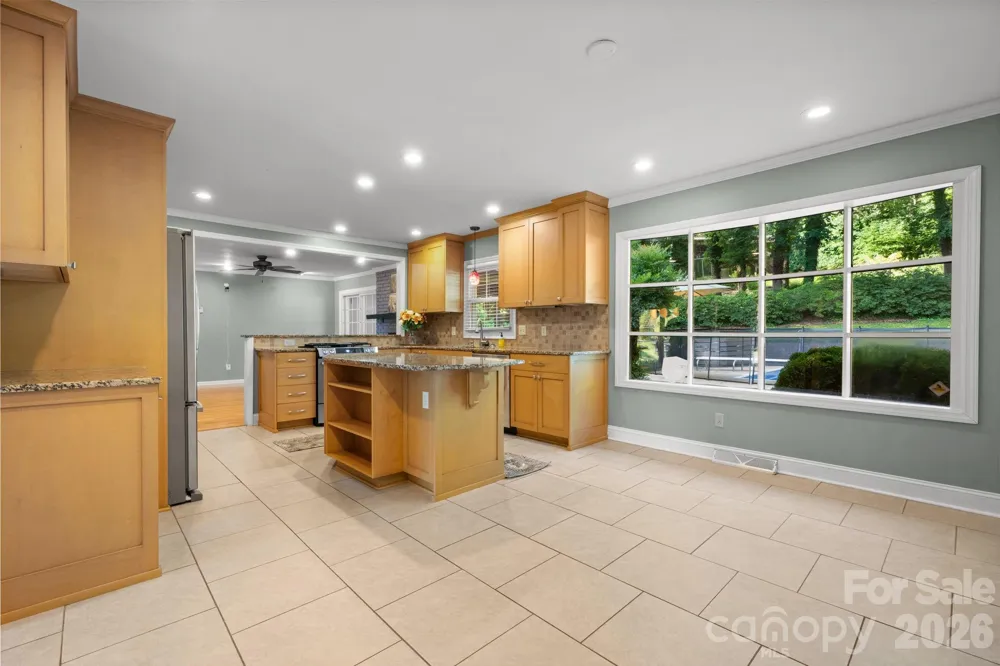 2015 12th Street Drive NW Hickory, NC 28601