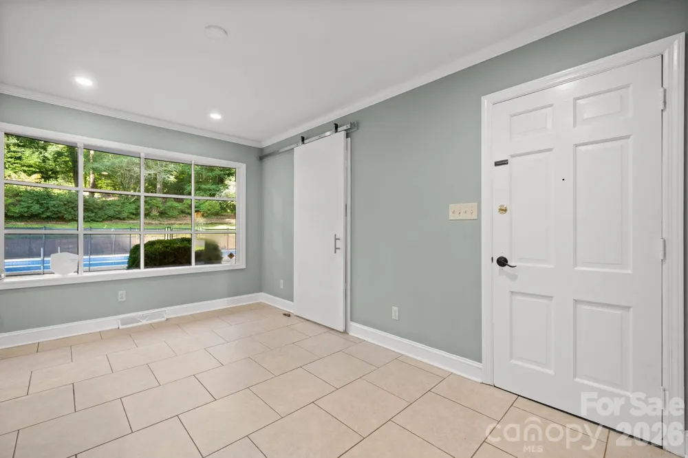 2015 12th Street Drive NW Hickory, NC 28601