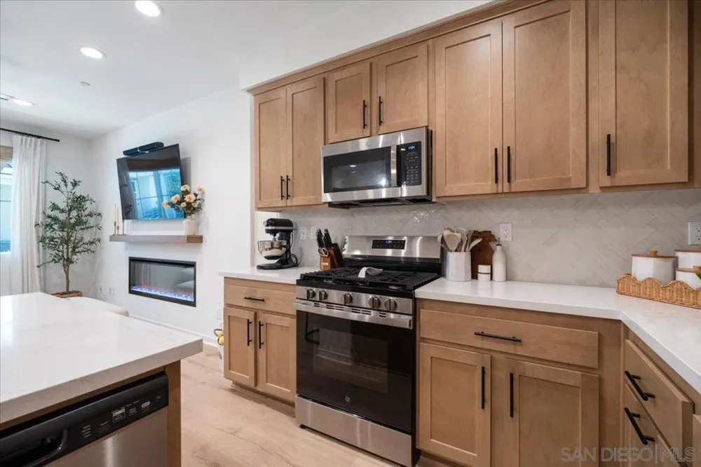 32383 Tannat Drive Temecula, CA 92591