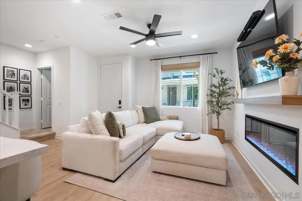 32383 Tannat Drive Temecula, CA 92591