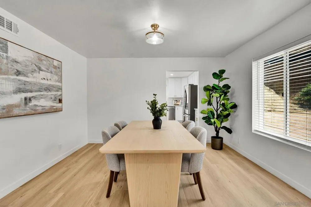 9130 Shadow Hill Road Santee, CA 92071