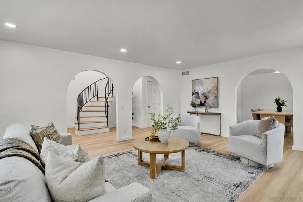 9130 Shadow Hill Road Santee, CA 92071