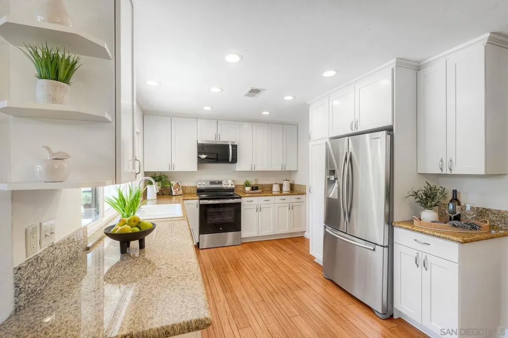 17709 Saint Andrews Poway, CA 92064