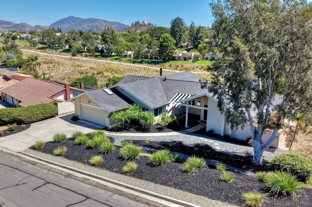 17709 Saint Andrews Poway, CA 92064