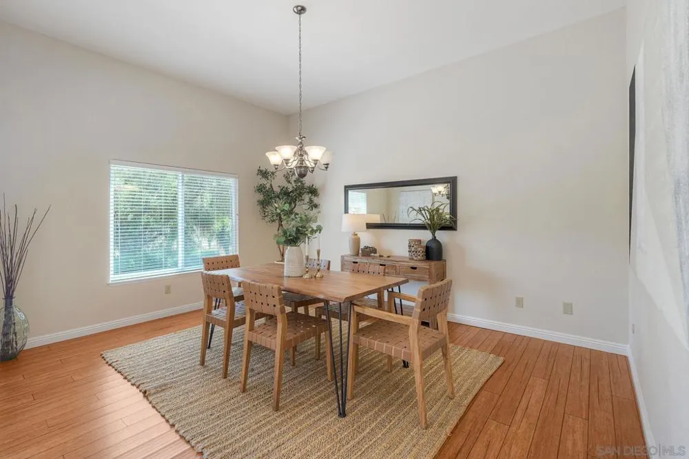 17709 Saint Andrews Poway, CA 92064