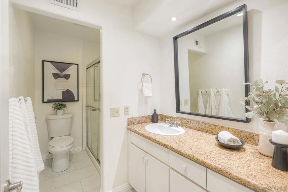 17709 Saint Andrews Poway, CA 92064