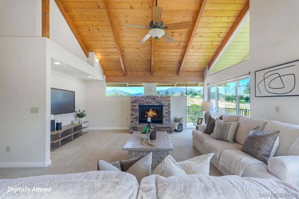 17709 Saint Andrews Poway, CA 92064