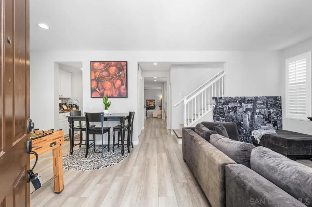 15710 Kristen Glen San Diego, CA 92127