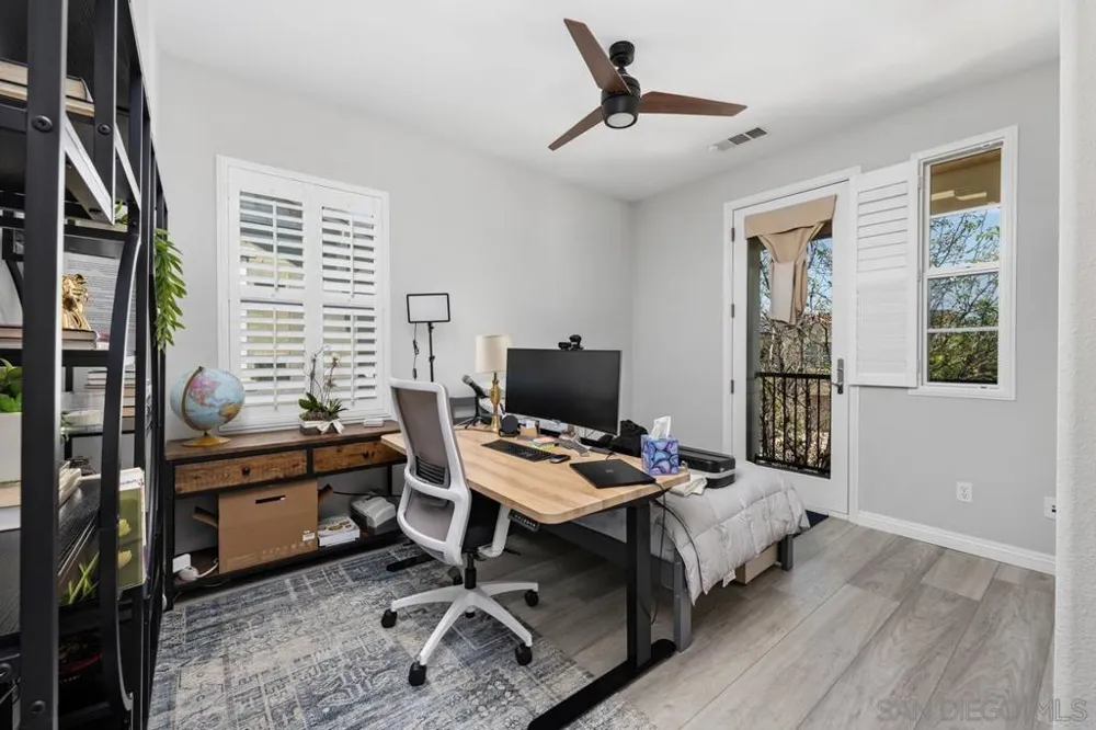 15710 Kristen Glen San Diego, CA 92127