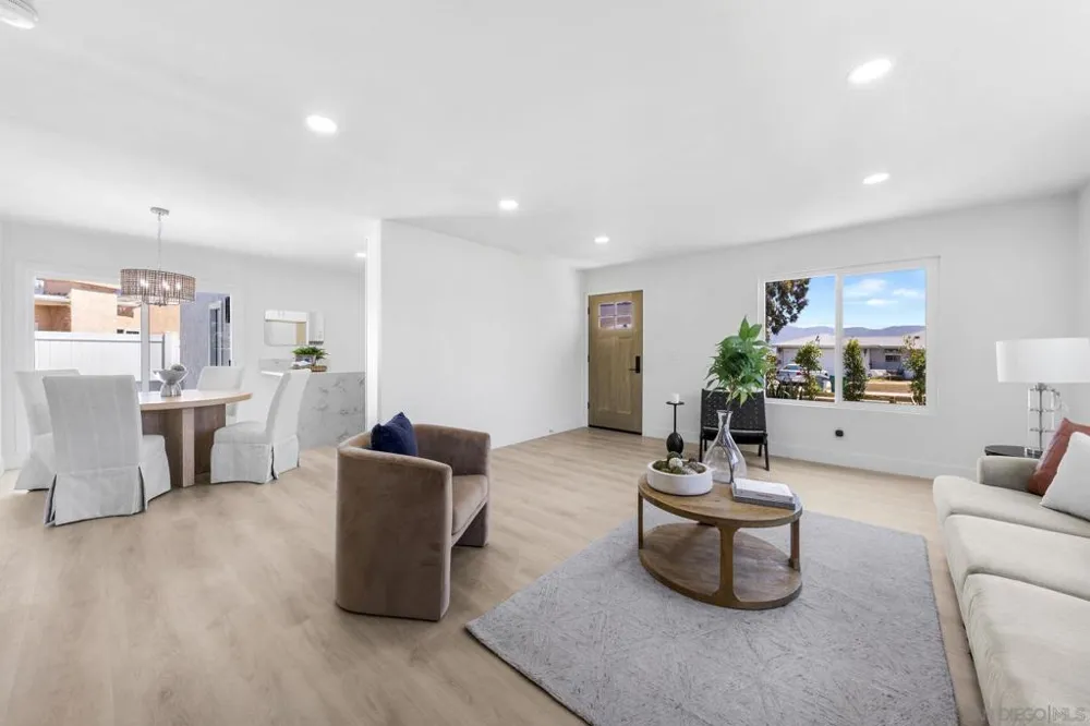8284 Brookhaven Rd San Diego, CA 92114