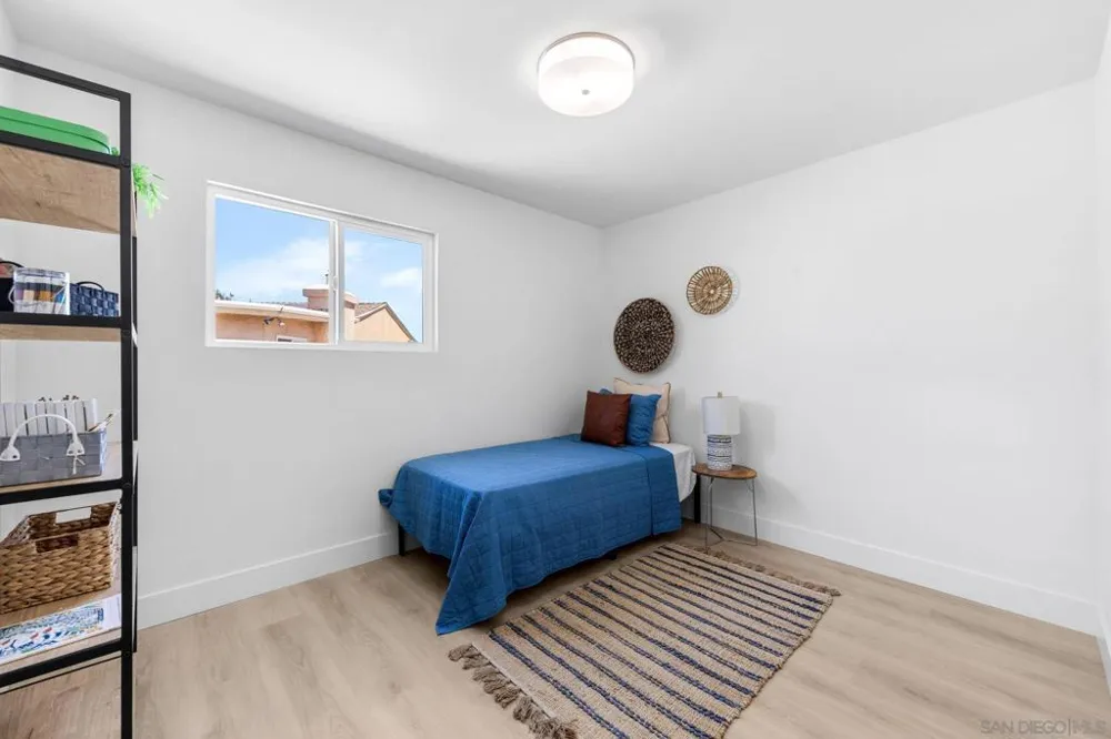 8284 Brookhaven Rd San Diego, CA 92114