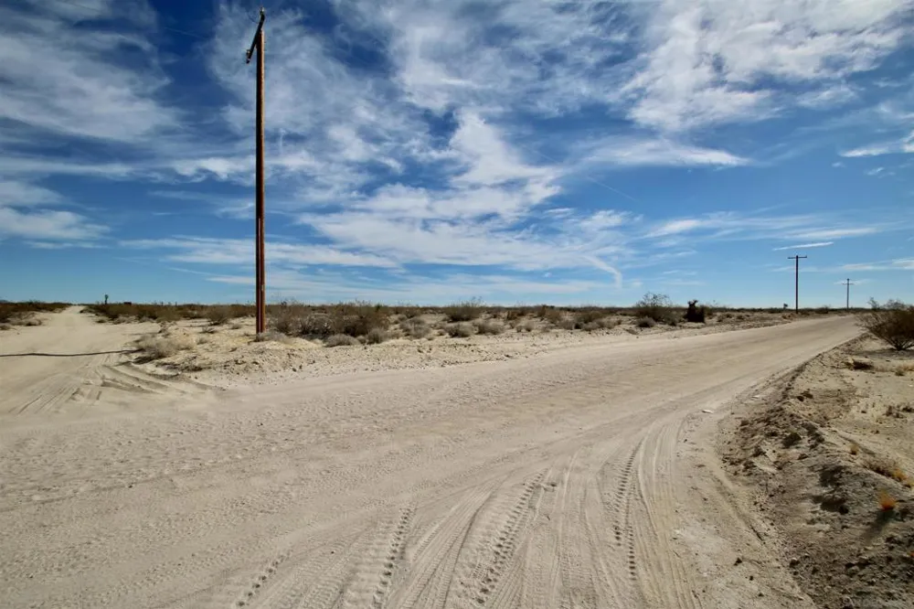 Winters Rd Joshua Tree, CA 92252