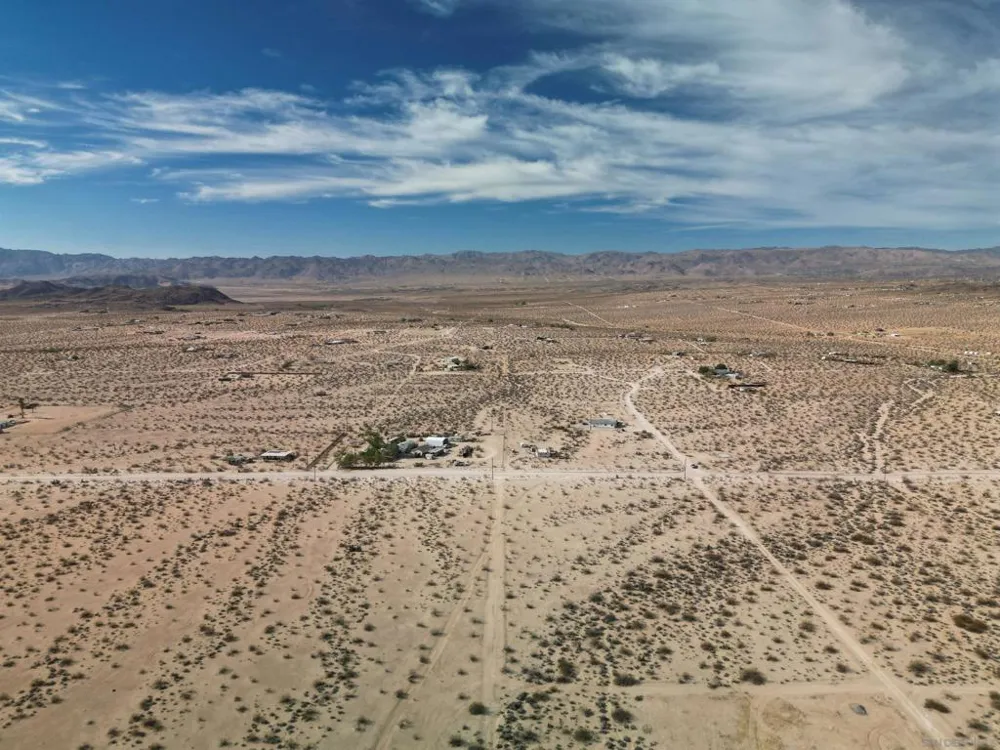 Winters Rd Joshua Tree, CA 92252