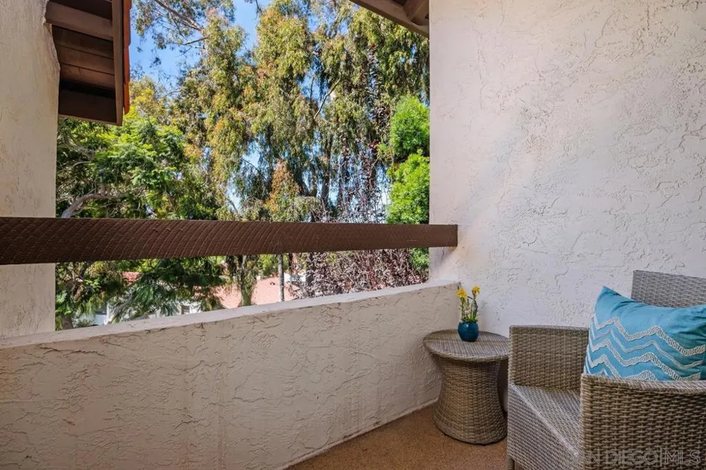 1355 Sun Valley Road Solana Beach, CA 92075