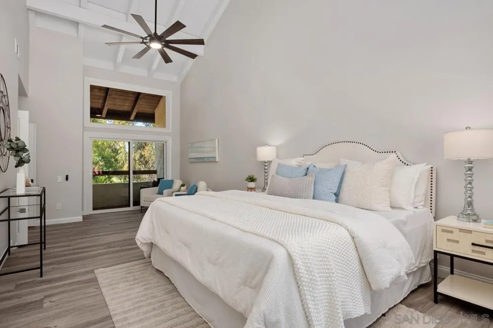 1355 Sun Valley Road Solana Beach, CA 92075