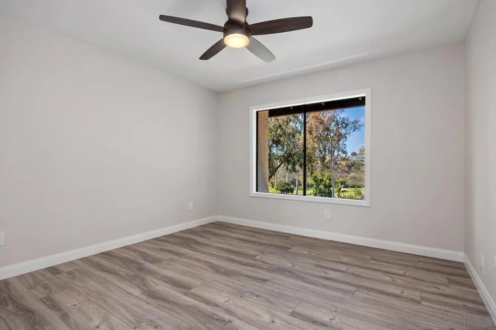 1355 Sun Valley Road Solana Beach, CA 92075