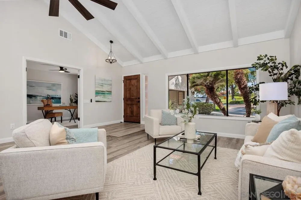 1355 Sun Valley Road Solana Beach, CA 92075