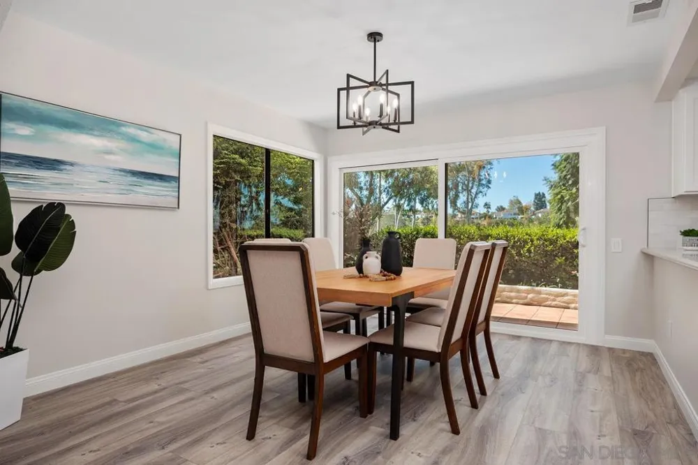1355 Sun Valley Road Solana Beach, CA 92075