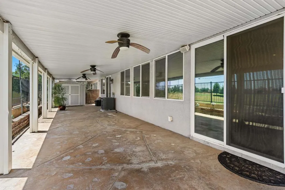 29092 Meandering Circle Menifee, CA 92584