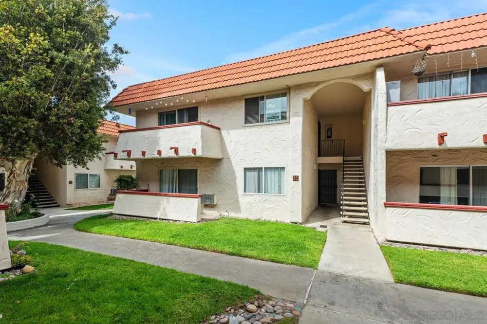 8625 Lake Murray Blvd #5 San Diego, CA 92119