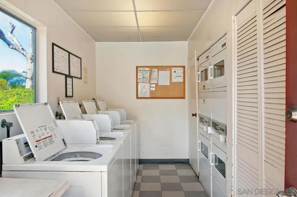 8625 Lake Murray Blvd #5 San Diego, CA 92119
